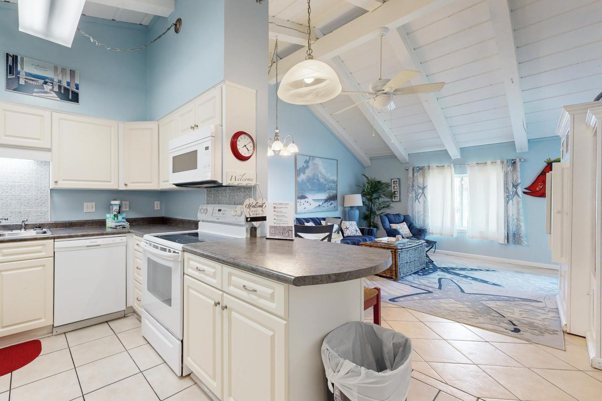 Chateau La Mer Destin Room photo