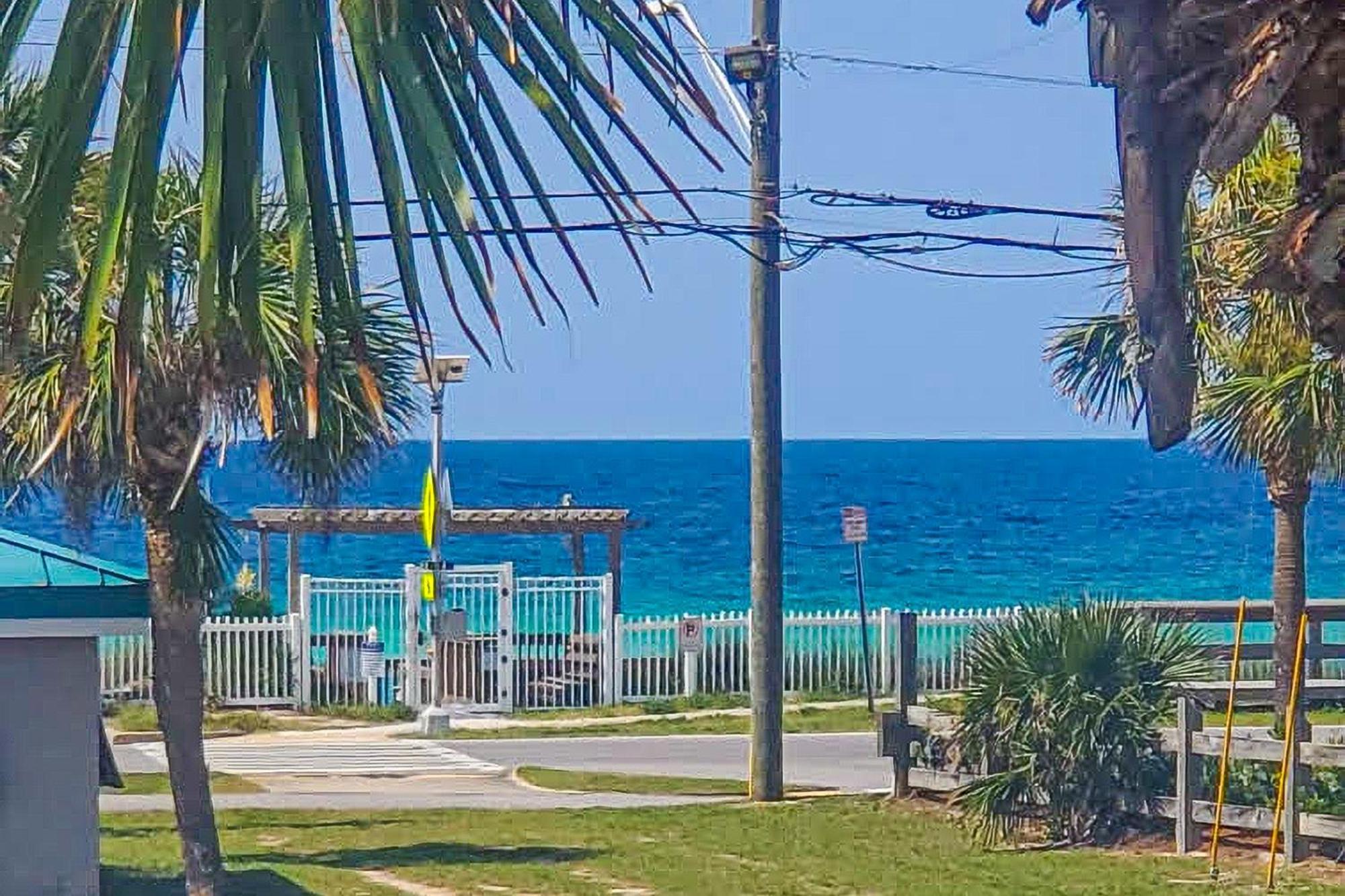 Chateau La Mer Destin Exterior photo